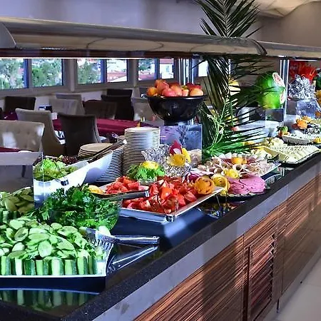 Alinda Hotel 3*