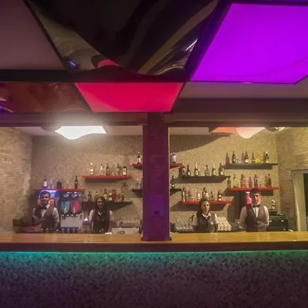 Alinda Hotel Icmeler