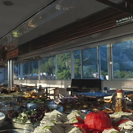 Alinda Hotel 3*
